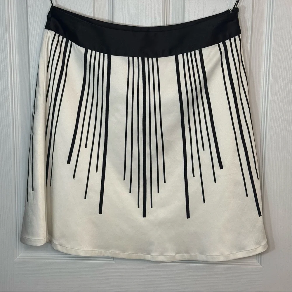 WHBM Flowy A-Line Silky Feel Shiny A-Line Skirt Summer Glam Evening Fancy Sz 6
